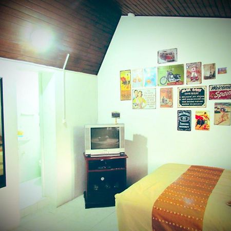 Como En Casa! Restaurante Y Hostal Bogotá Eksteriør billede